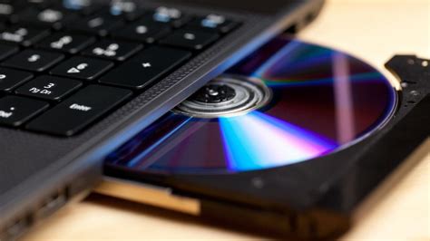 How to Play DVDs and Blu.